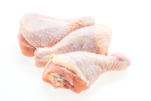 small-vecteezy_raw-chicken-meat_2144650_small.jpg